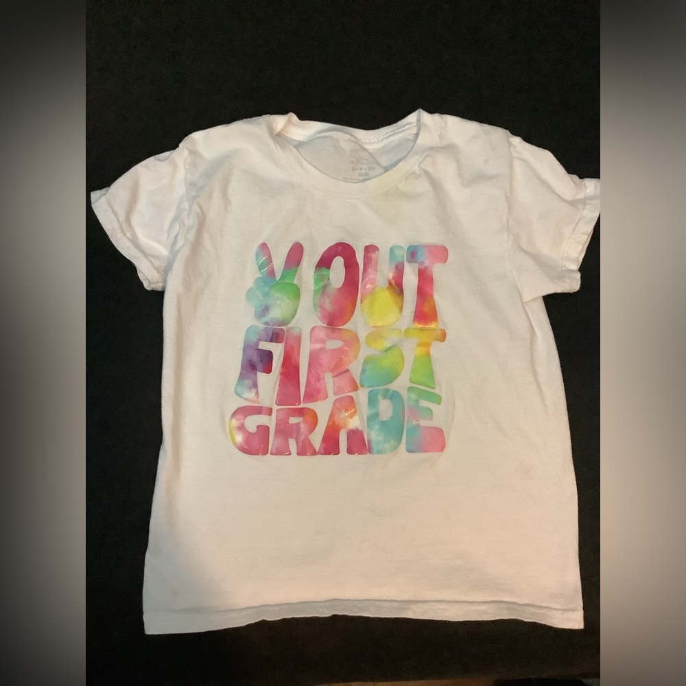 Girls T-shirt, size small 6/8